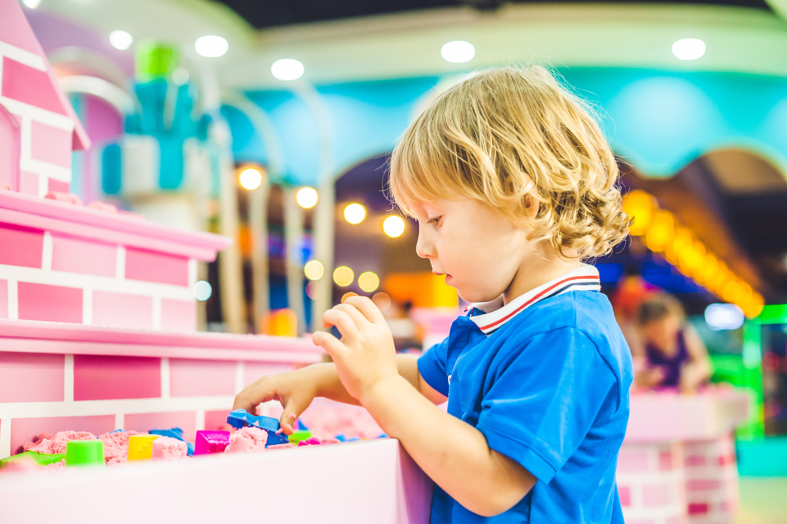 3 boy-playing-with-kinetic-sand-preschool.jpg 3 boy-playing-with-kinetic-sand-preschool.jpg