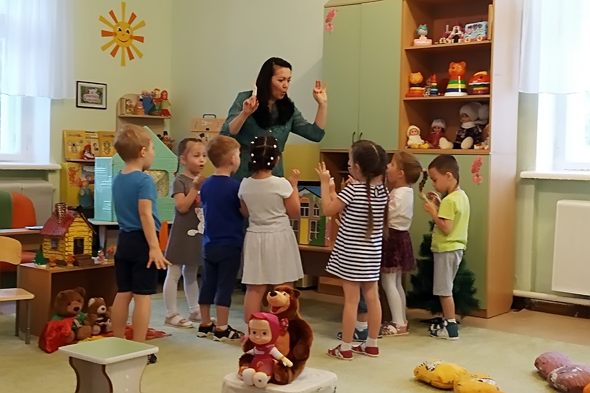 Волк, козлята и коза Волк, козлята и коза
