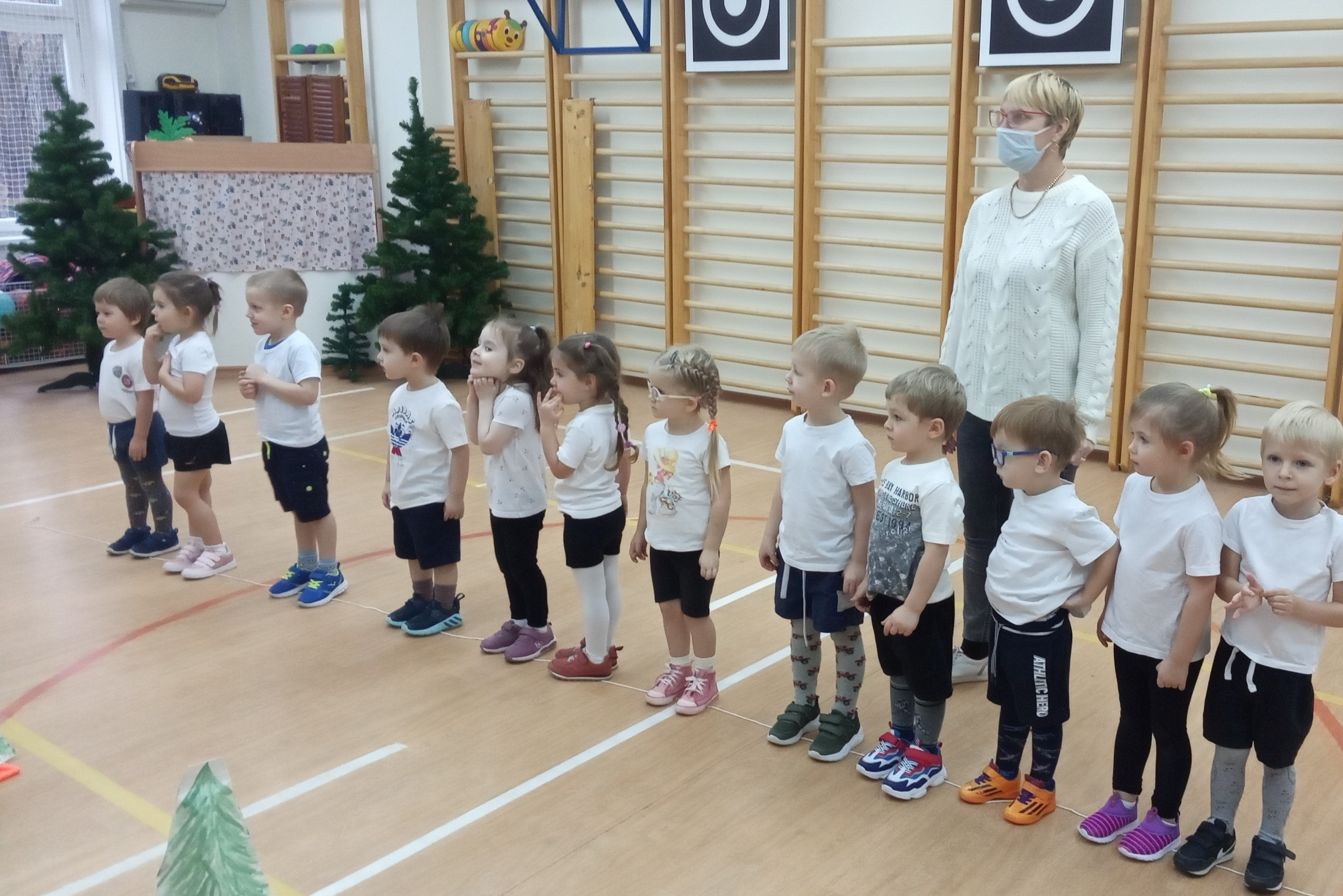 Конспект физкультурного занятия по сюжету русской народной сказки Конспект физкультурного занятия по сюжету русской народной сказки
