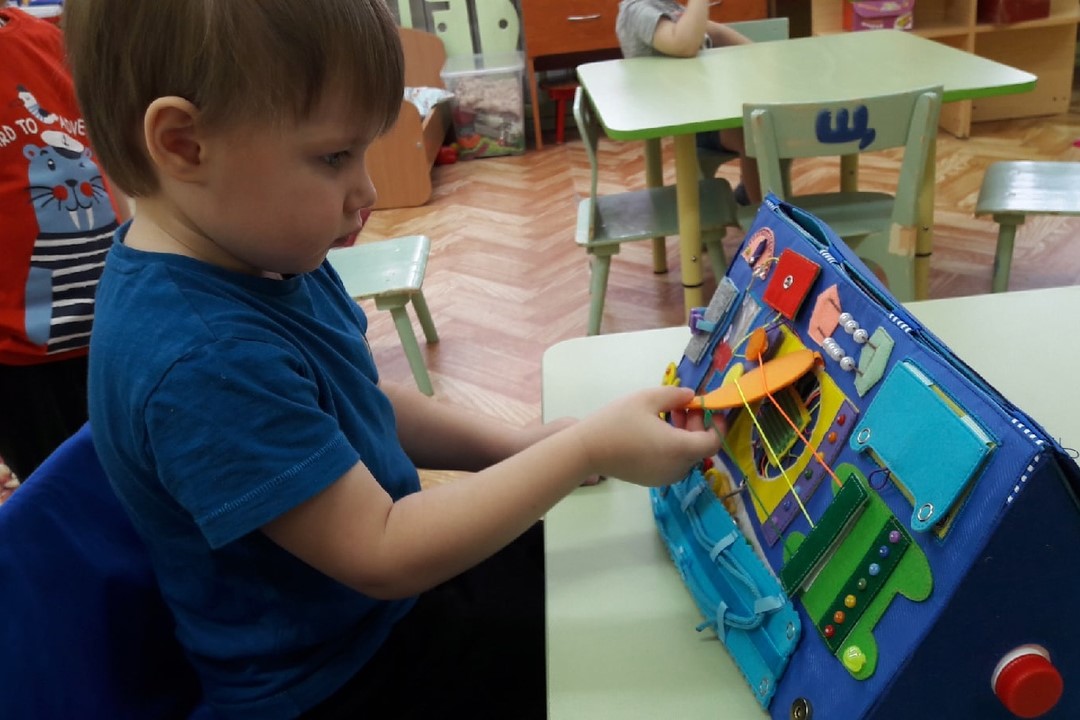 Игра «Автосалон» Игра «Автосалон»