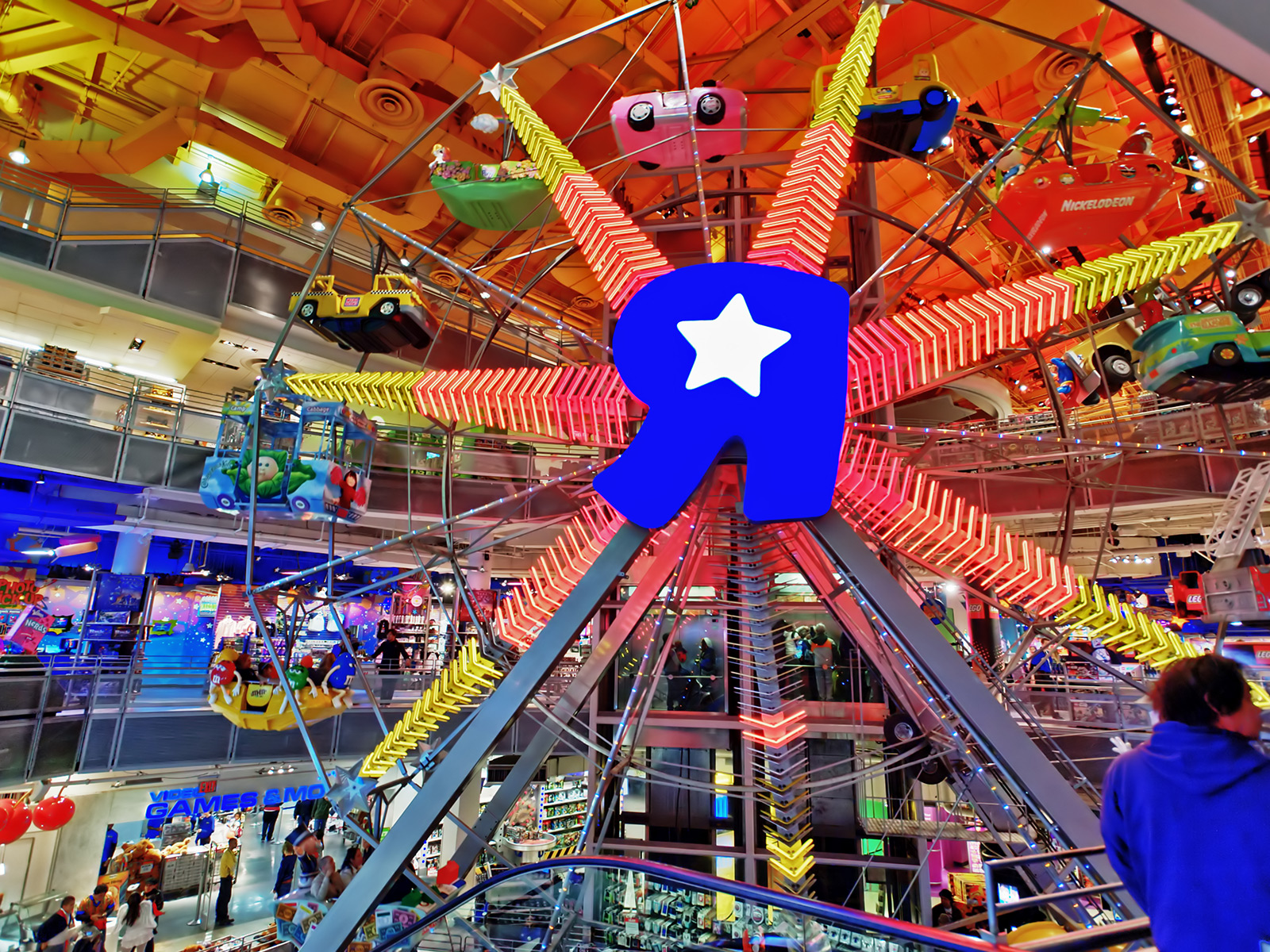 30USA~010New_York~125Toys_'R'_Us_Times_Square~100Toys_'R'_Us_1^1600x.jpg 30USA~010New_York~125Toys_'R'_Us_Times_Square~100Toys_'R'_Us_1^1600x.jpg