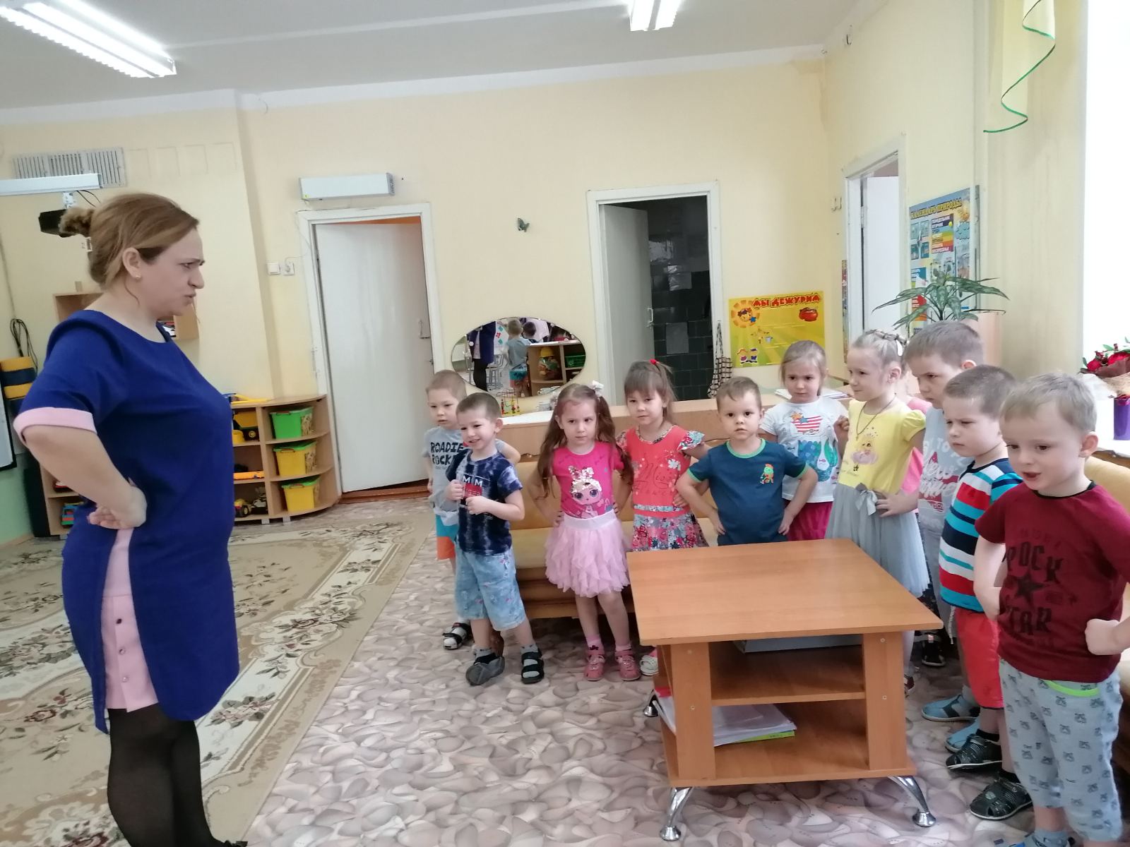 Игра «Весенние картинки» Игра «Весенние картинки»