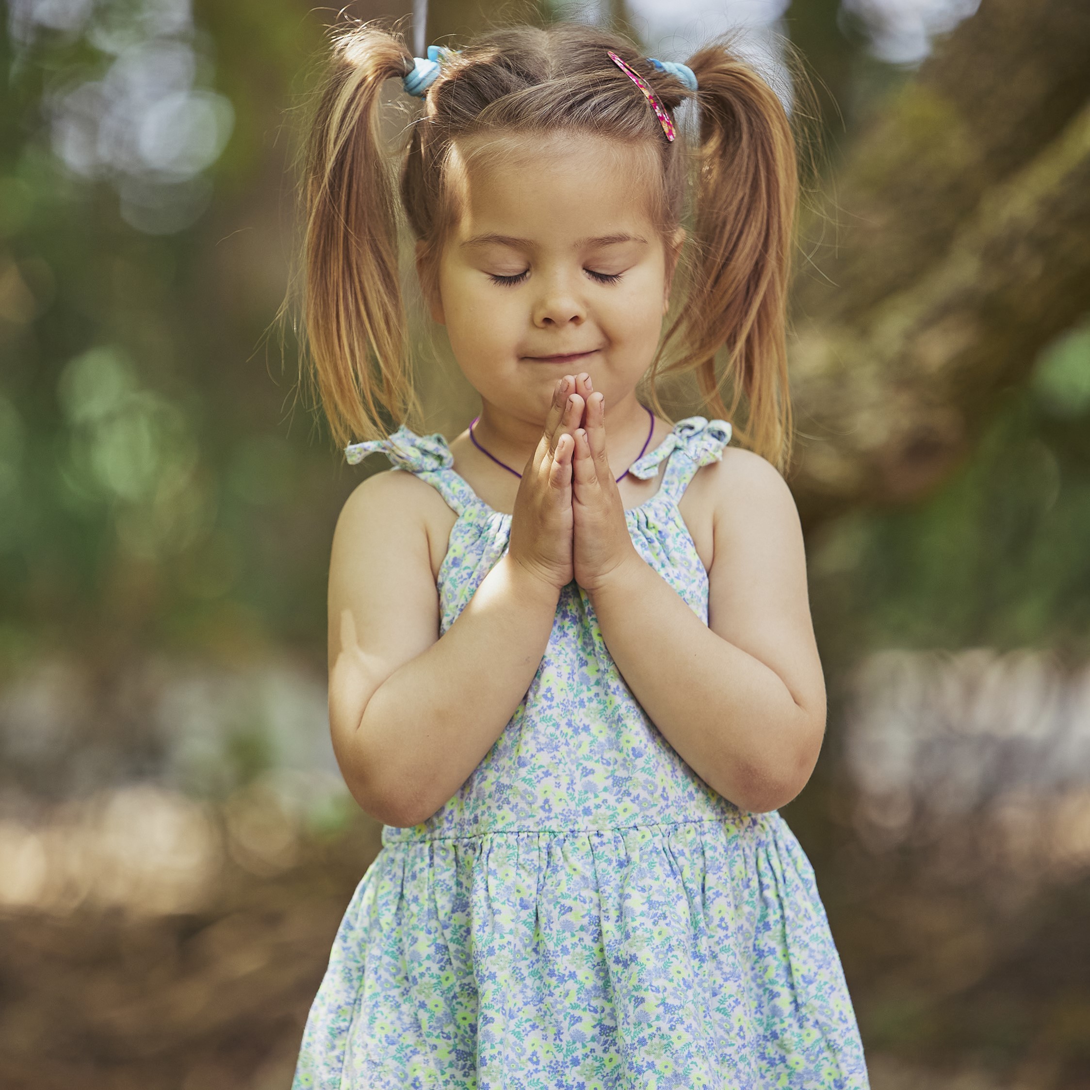 01 charming-child-sundress-garden.jpg