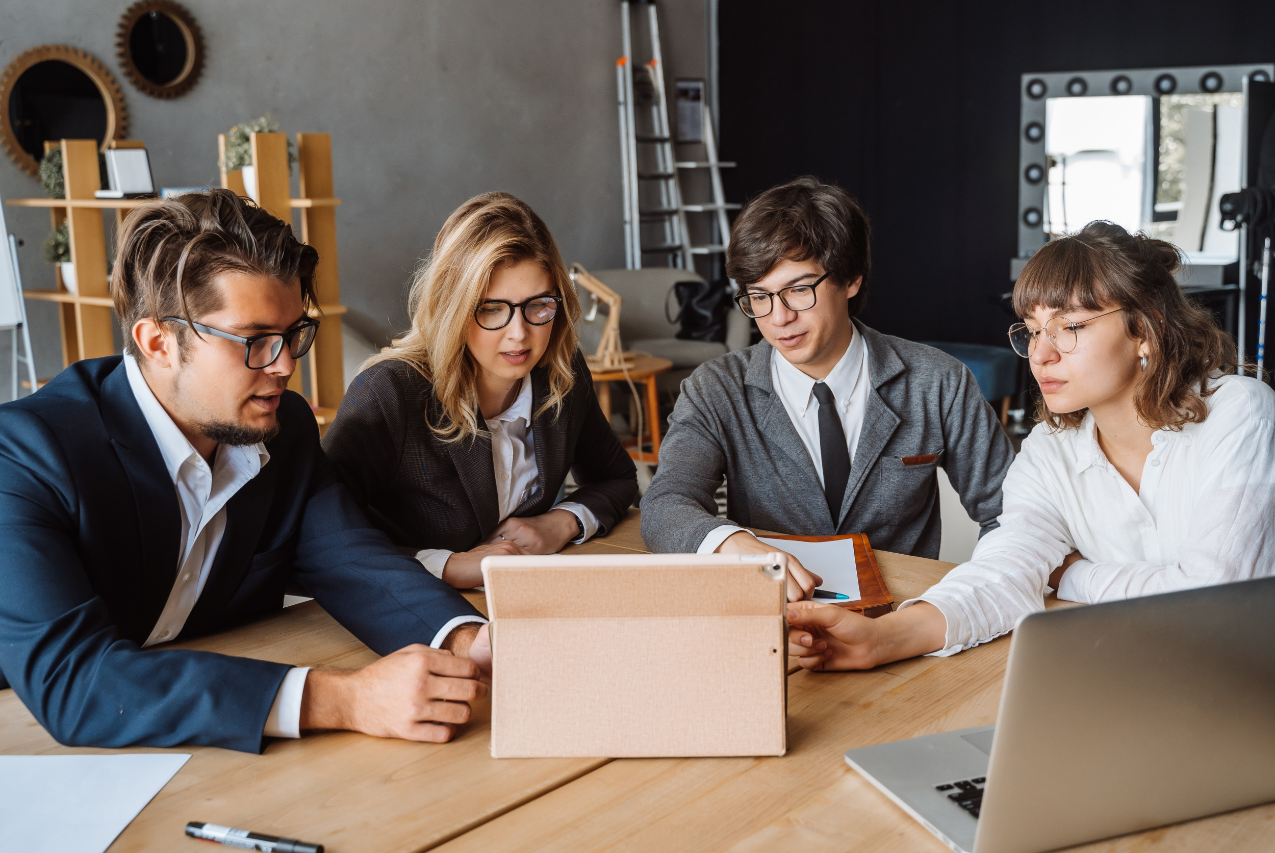 1 startup-diversity-teamwork-brainstorming.jpg 1 startup-diversity-teamwork-brainstorming.jpg