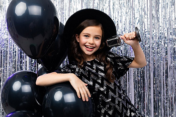 Детский праздник в стиле Уэнсдей Детский праздник в стиле Уэнсдей