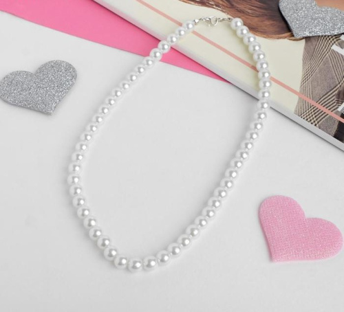 Бусы из искусственного жемчуга